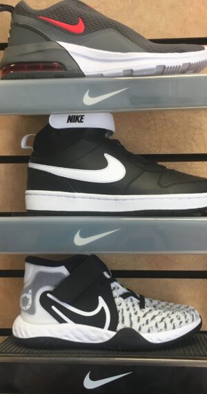 Floccos Shoes Store